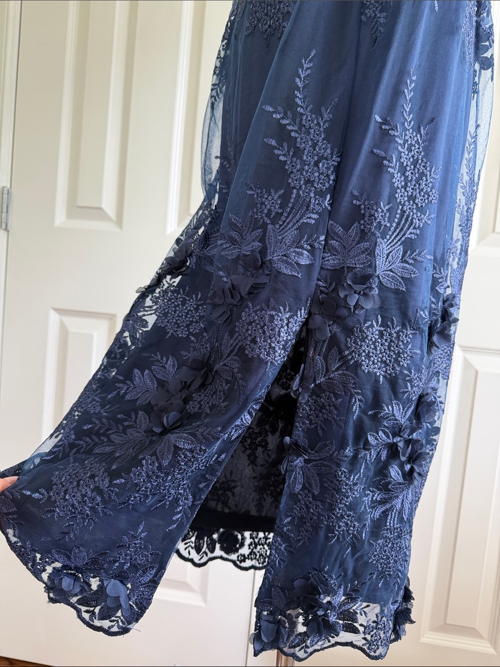 NWT Lulus Charisma Navy 3D Floral Bustier Tie Strap Wedding Guest Dress Size L - Picture 10 of 15